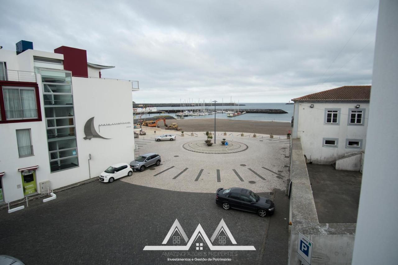 White House I Lejlighed Praia da Vitória Eksteriør billede